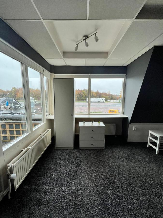Hotel De Raket Rogat Екстер'єр фото