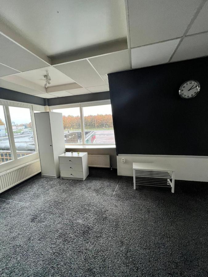 Hotel De Raket Rogat Екстер'єр фото
